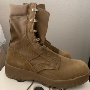 MILITARY ISSUED Coyote Brown Combat Boots
